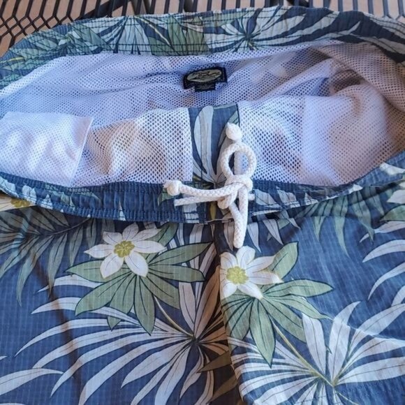 Tommy Bahama 100% Nylon Cinched Closure Pocketed‎ Sz. M Board Shorts Swim Trunks - Picture 6 of 13